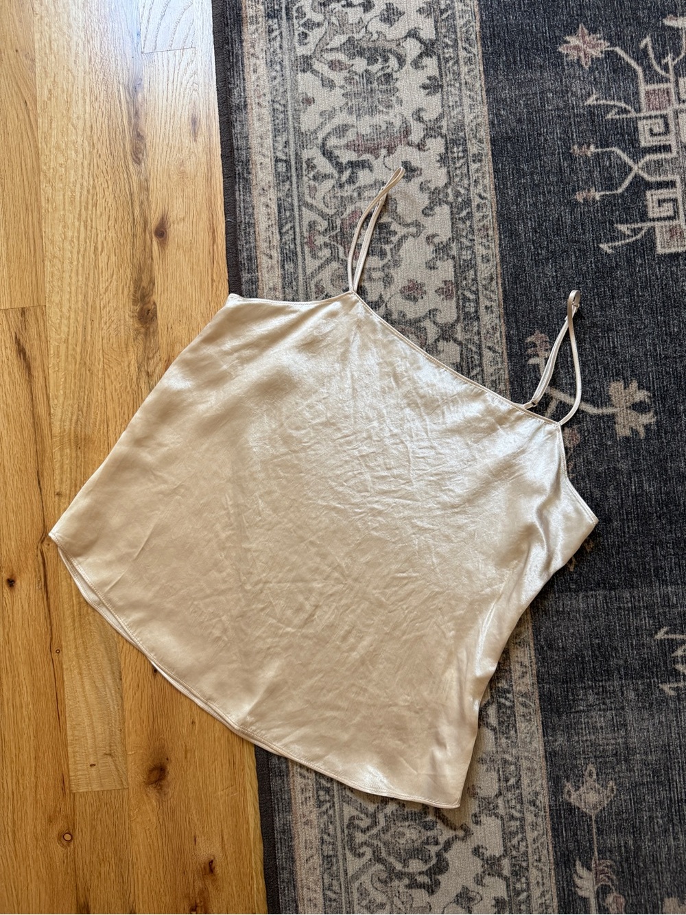 Aritzia Babaton Benji Champagne Satin Camisole XSmall